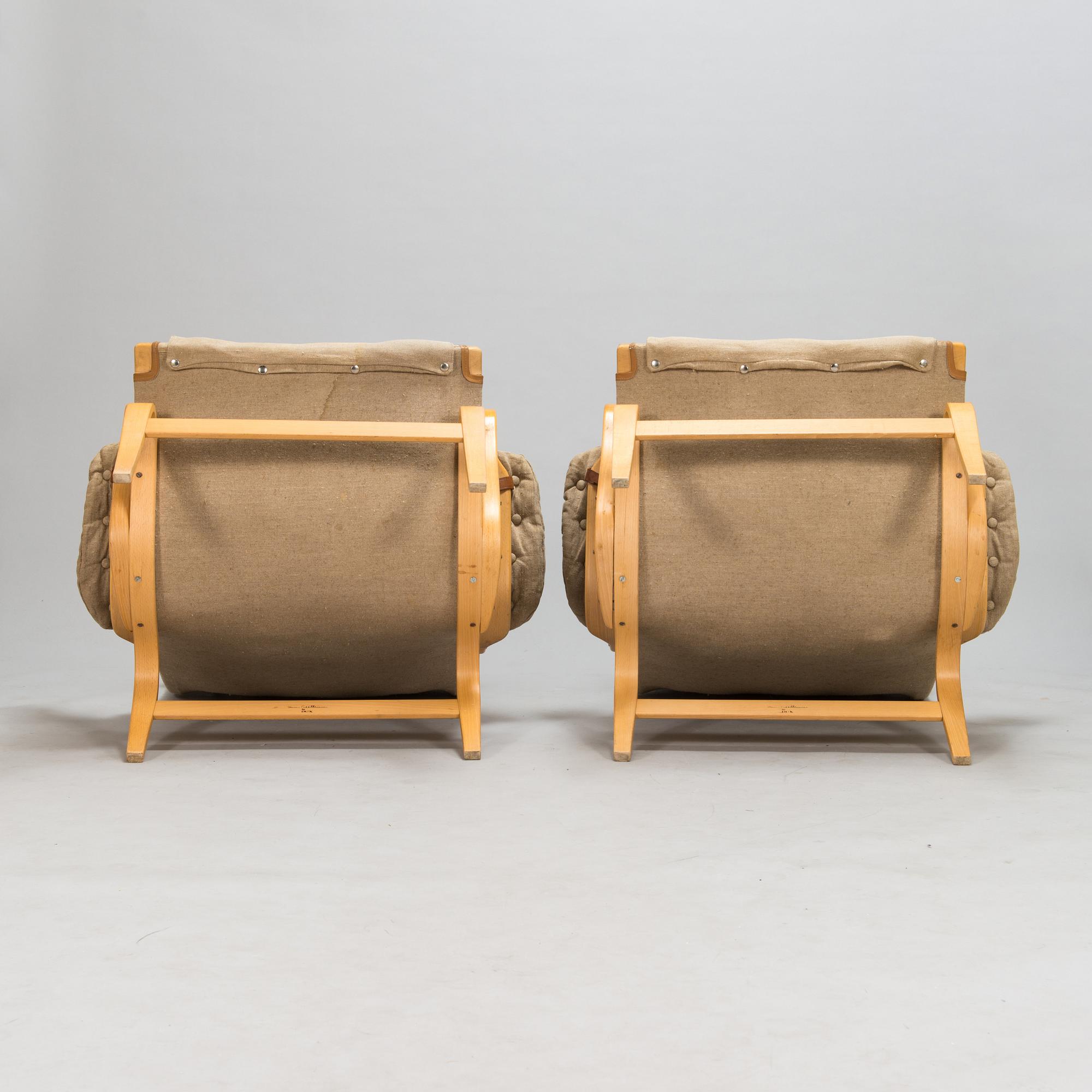 Bruno Mathsson,  fåtöljer ett par, "Pernilla", Dux, 1900-talets slut.