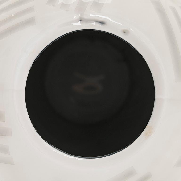 Inkeri Leivo, urna med lock "Primadonna", keramik, signerad Inkeri Leivo Arabia -94.