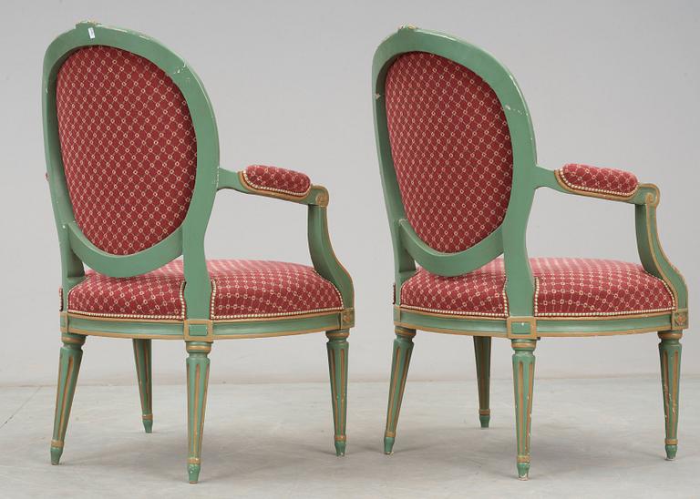 KARMSTOLAR, ett par. Gustavianska stockholmsarbeten, 1700-talets slut.