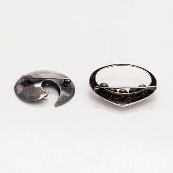 Erik Granit, broscher och manschettknappar, silver, trä, Helsingfors 1960-tal.