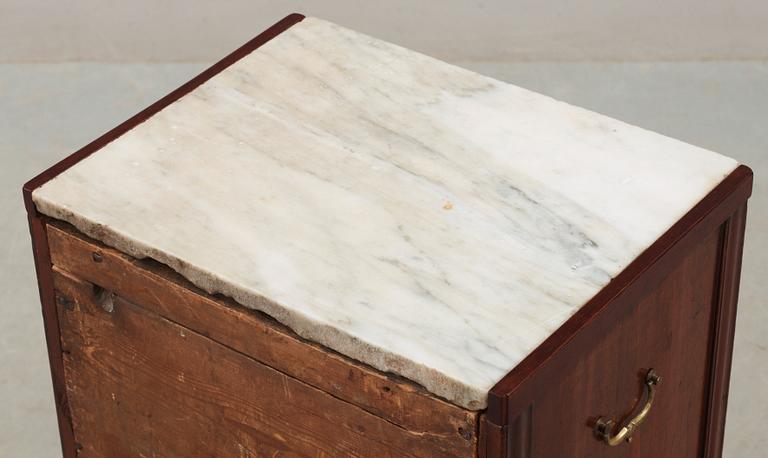 A late Gustavian late 18th century chamberpot cupboard.