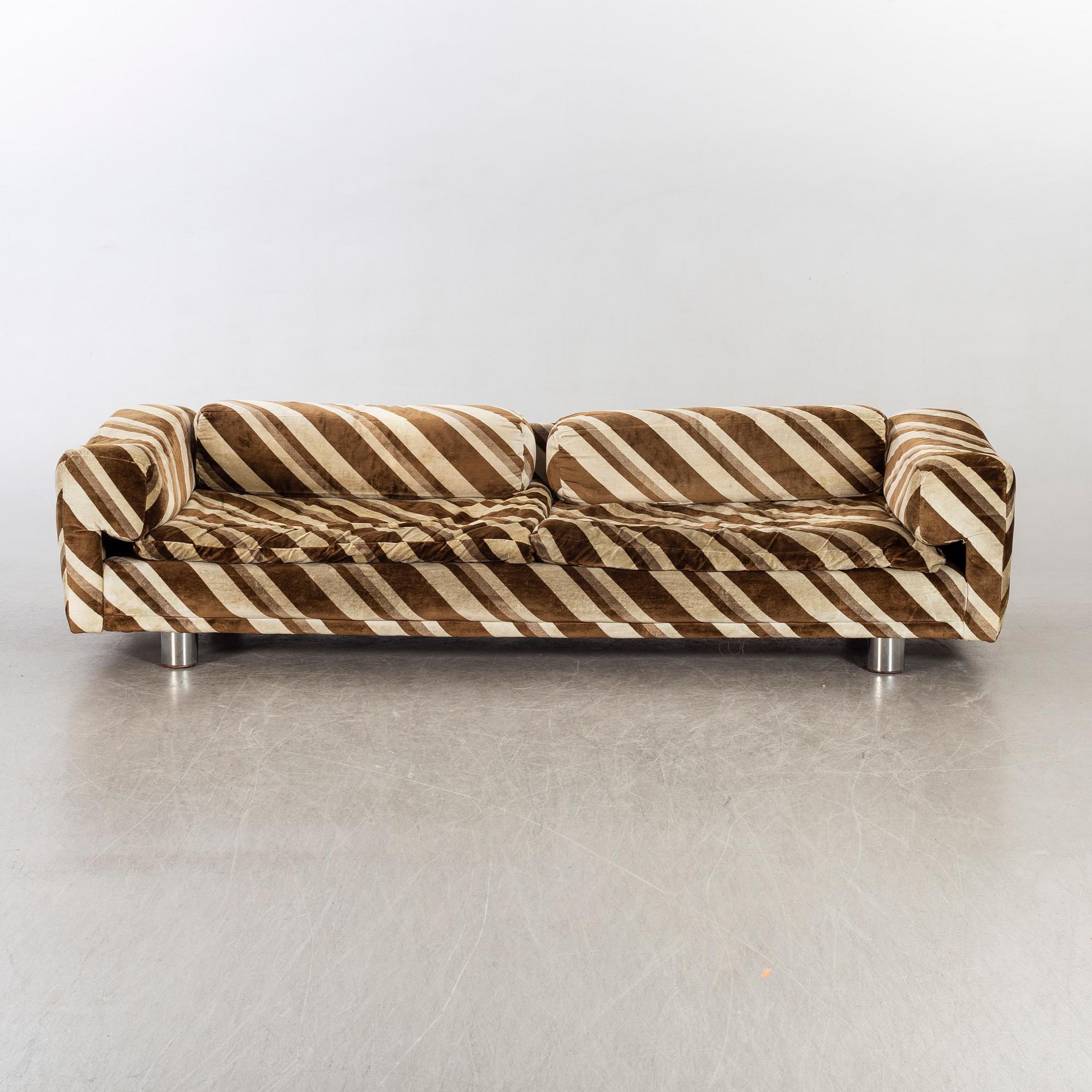 A 'Diplomat' sofa, Howard Keith Furniture, England, 1970's.