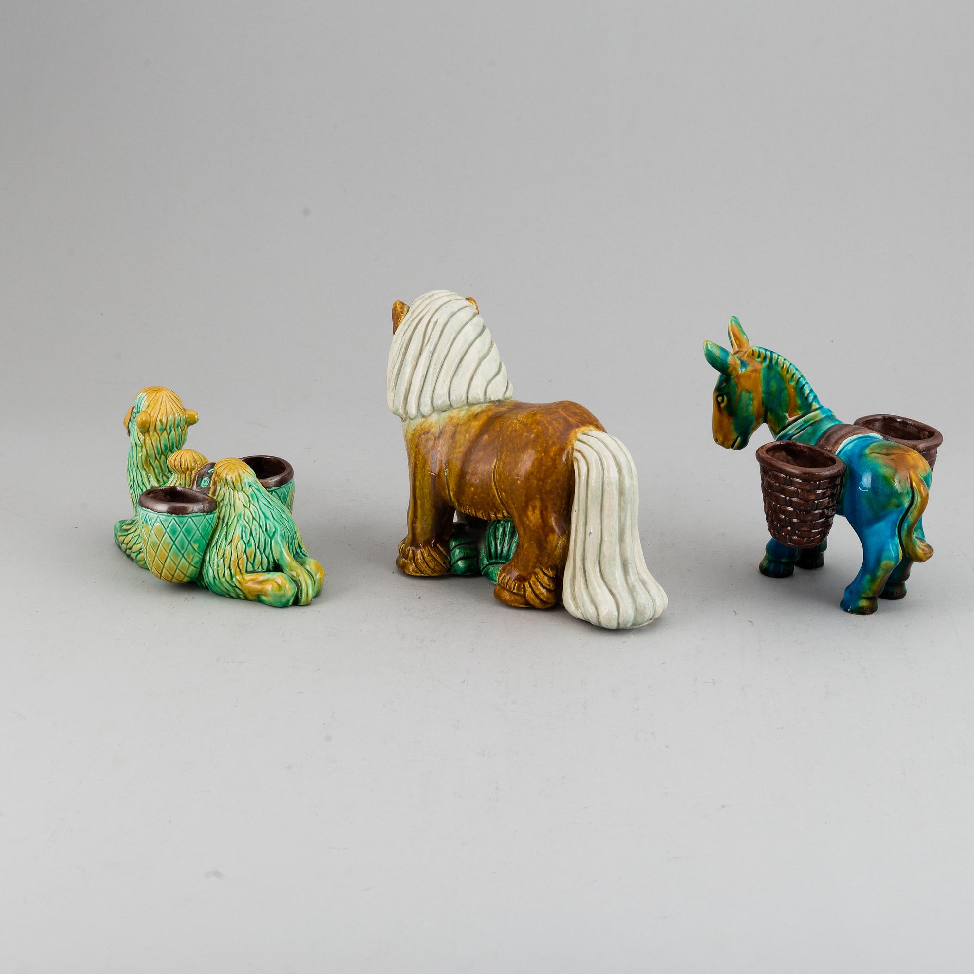 GUNNAR NYLUND, häst, kamel och åsna, Rörstrand 1900-talets mitt.