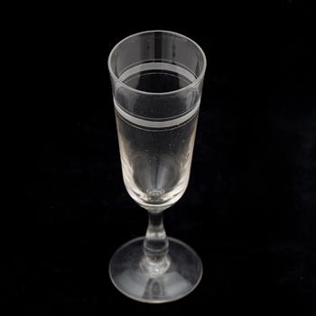CHAMPAGNEGLAS, 21 st snarlika, 1900-talets första hälft.