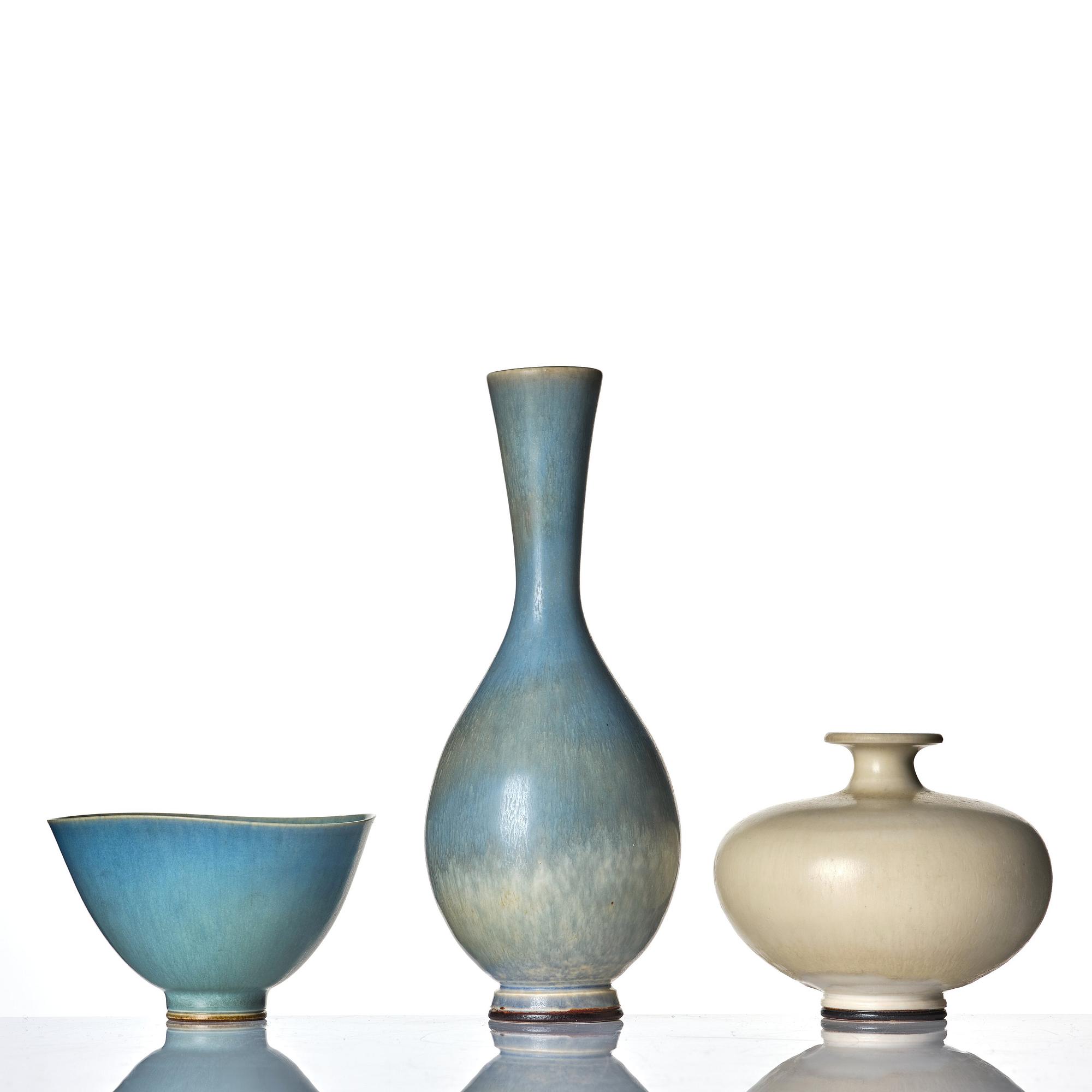 Berndt Friberg, vaser, 2 st och skål, Gustavsbergs studio 1955, 1978 och 1979.