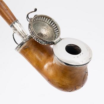 Långpipor, 5 st, silver, ben, horn, och svarvat trä, 1800-tal.