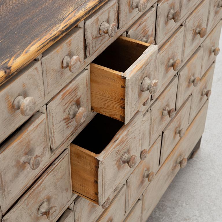 Drawer compartment, 19th century.