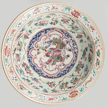 TVÄTTFAT, porslin, Kina, Qingdynastin, 1800/1900-tal.