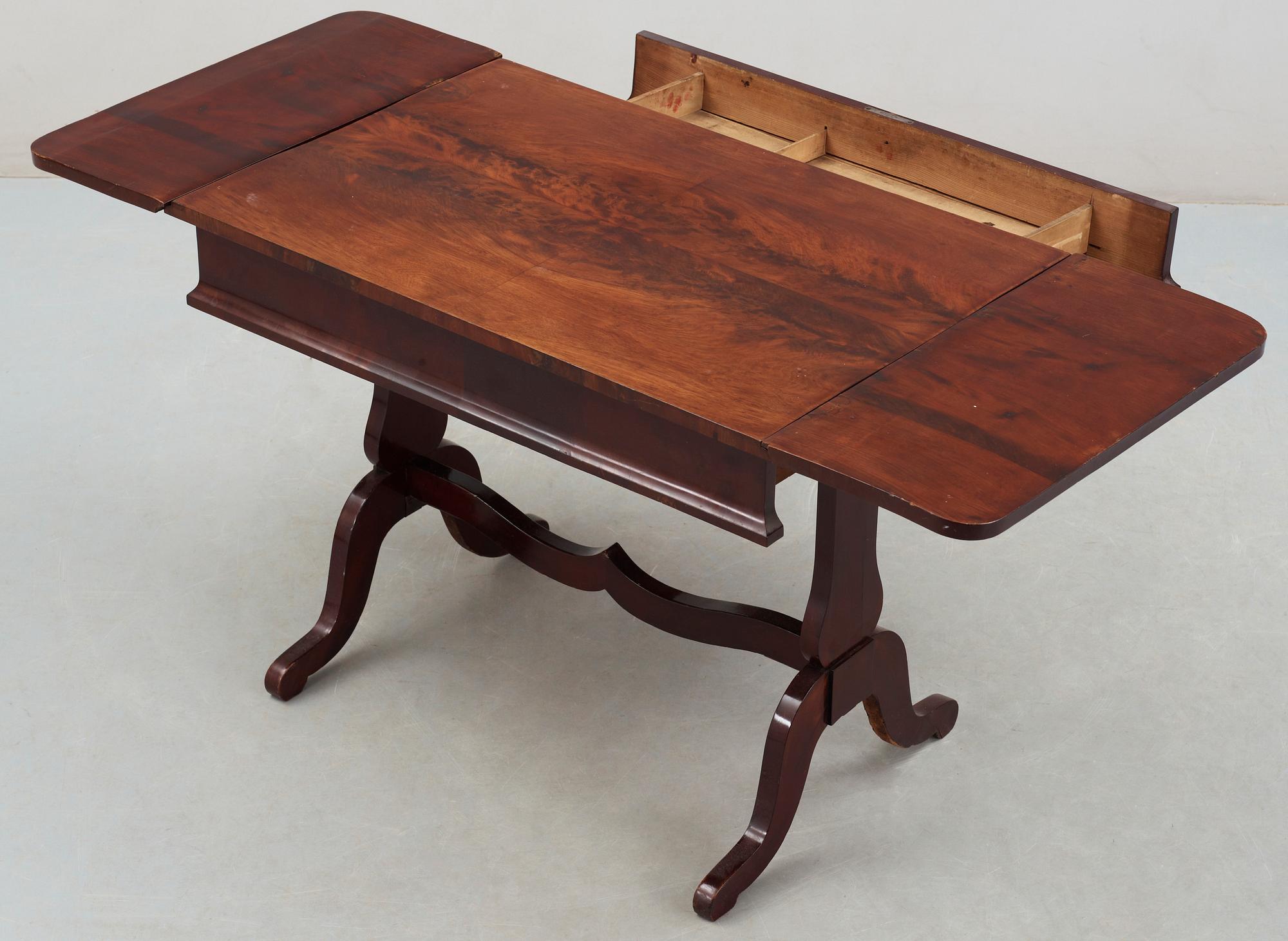 KLAFFBORD, England, 1800-tal.