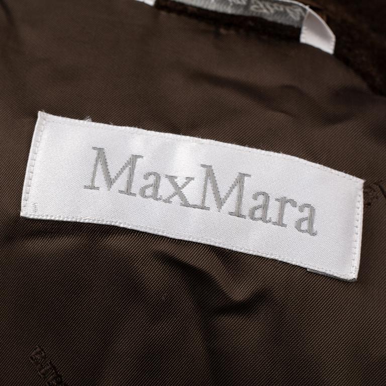 MAX MARA, a wool/cashmere coat, french size 40.