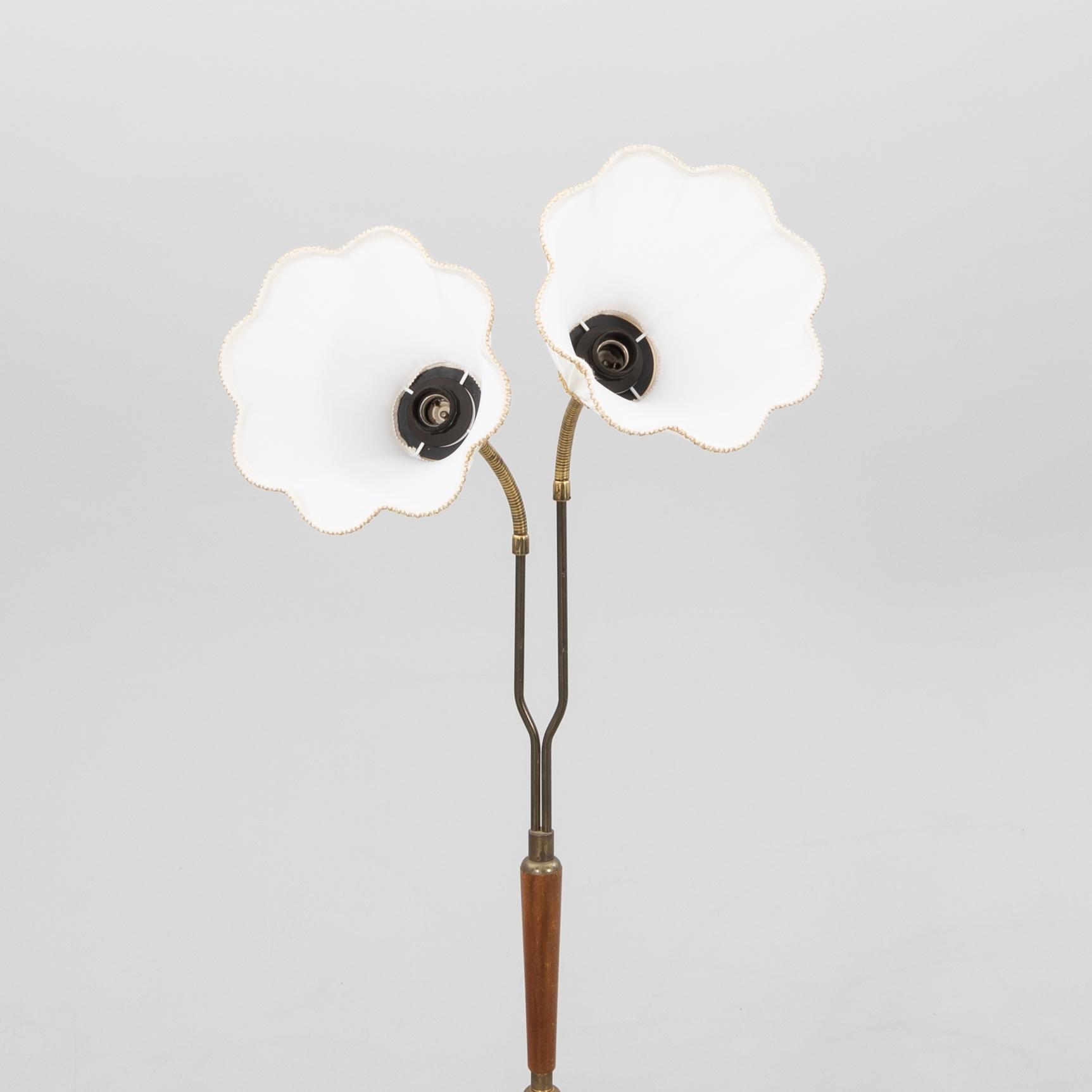 Golvlampa 1900-talets mitt.