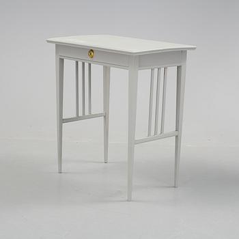 DAMARBETSBORD, gustaviansk stil, 1900-talets första hälft.