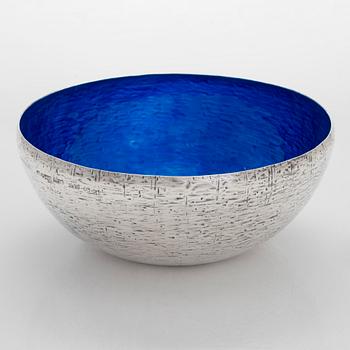 Eva Hidström, skål, sterlingsilver, emalj, Kultakeskus, Tavastehus 1970.