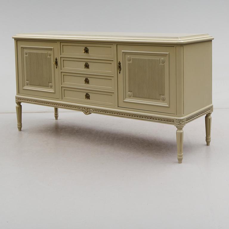 SIDEBOARD, gustaviansk stil, 1900-talets andra hälft.