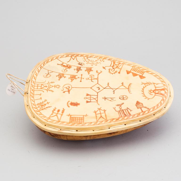 A ceremonial sami drum by THL-slöjd.