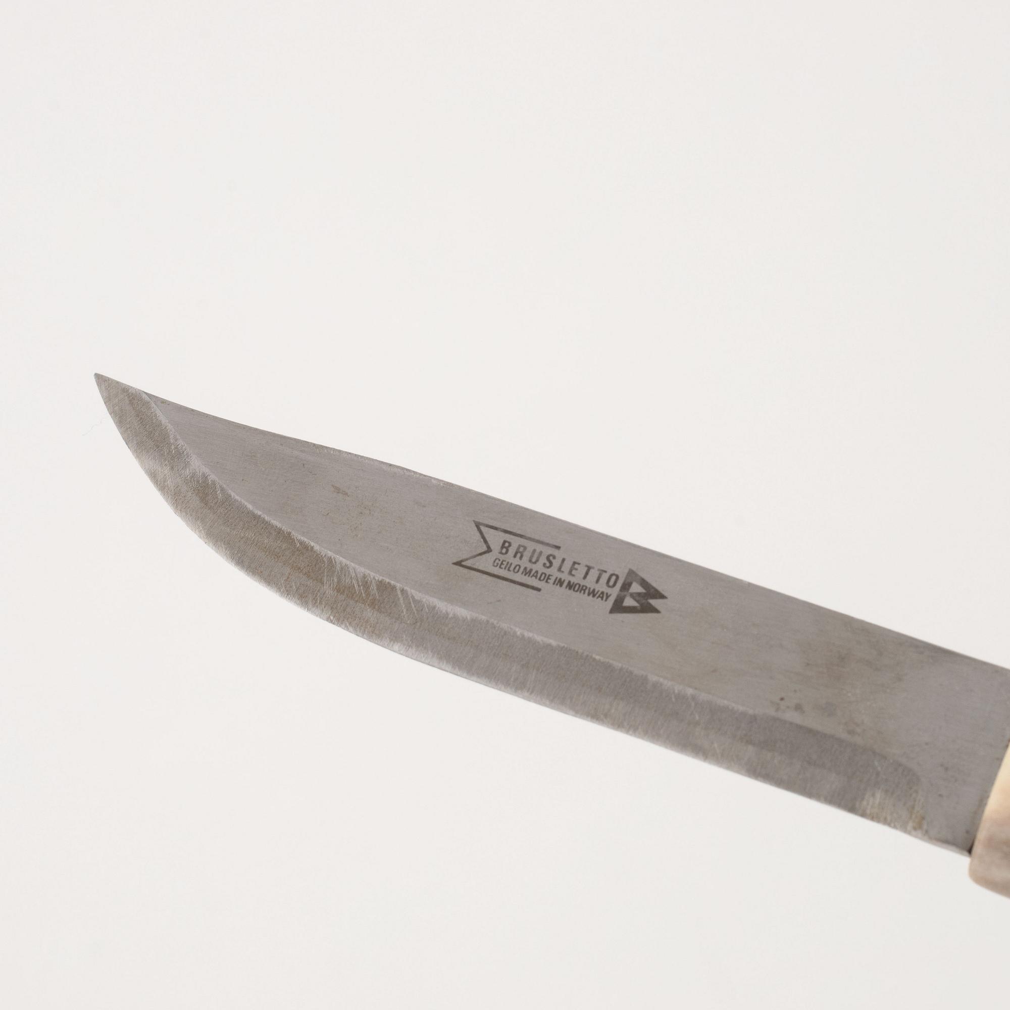 Ingemar Israelsson, halvhornskniv, Jörn, signerad I.I.