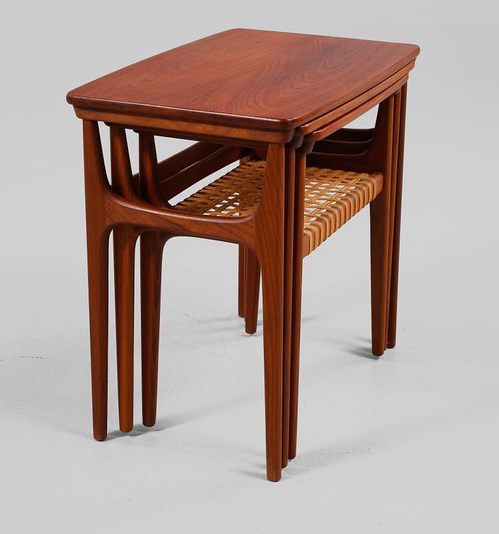 SATSBORD, 3 delar, Heltborg Möbler, Danmark, 1900-talets tredje kvartal.