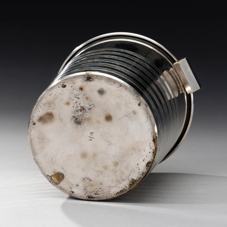 VINKYLARE, vitmetall, stämplad, A. Peeters, 1920-/1930-tal.