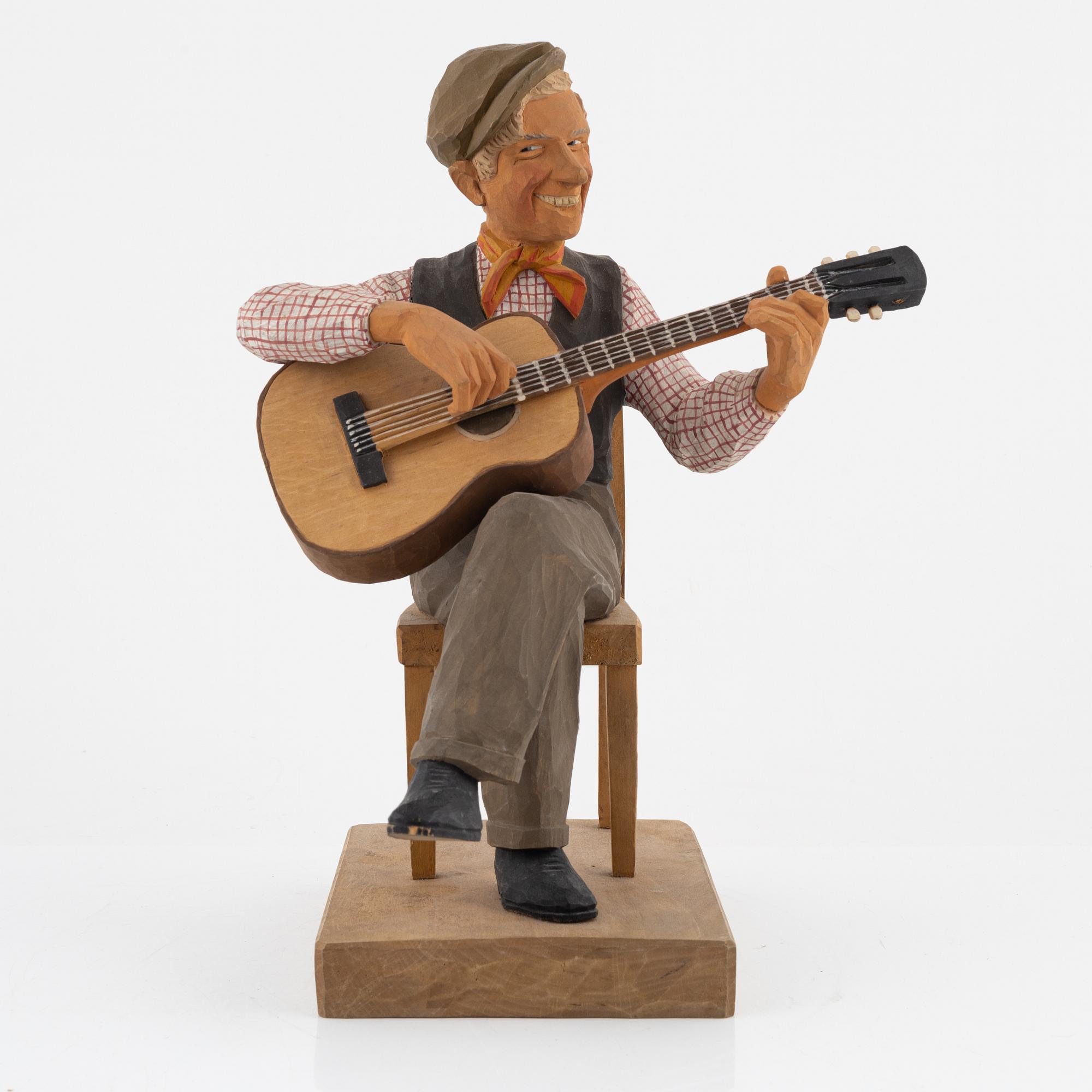 Herman Rosell, skulptur, snidat och bemålat trä, signerad Rosell och daterad 1950.