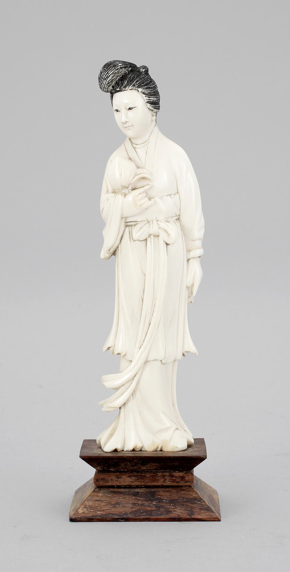 FIGURIN, ben, Kina, 1900-tal.