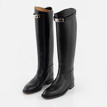 Hermès, a pair of black 'Jumping leather riding boots', size 37½.