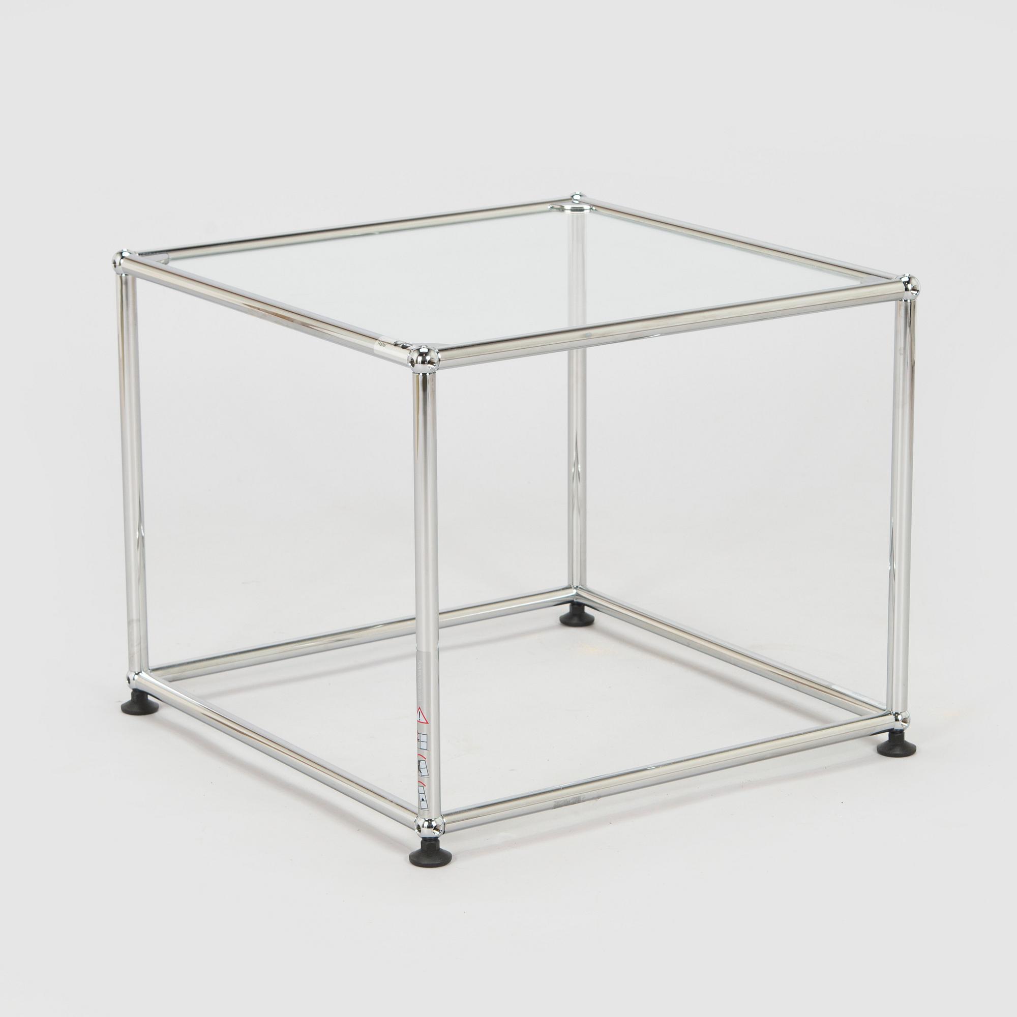 USM Haller, sidobord 2000-tal.