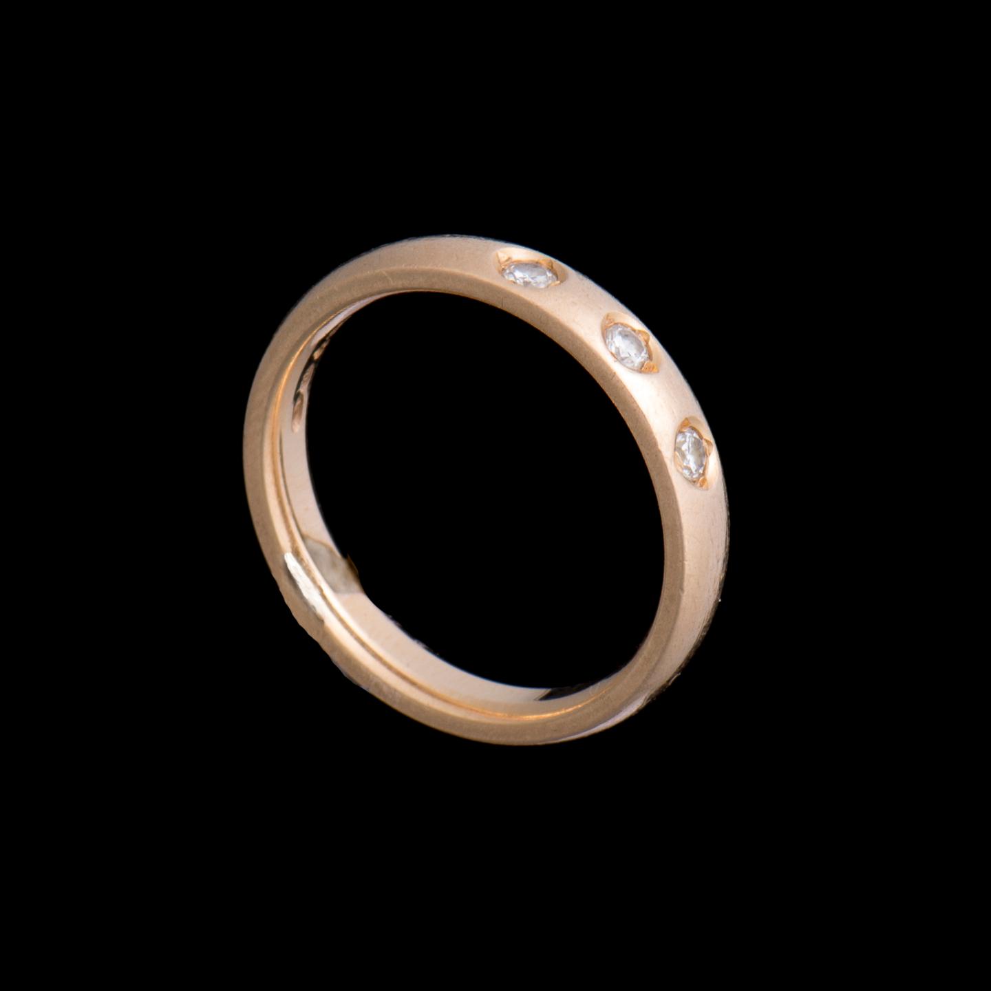RING, 18K guld, briljantslipade diamanter. Kultakeskus 1999. Vikt ca 4,7 g.
