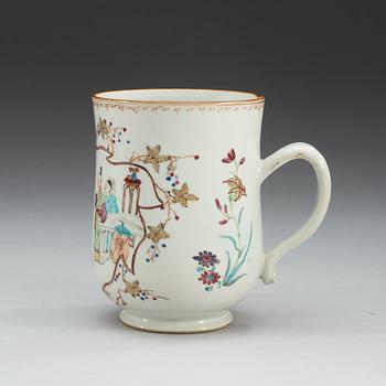 A famille rose jug, Qing dynasty, Qianlong (1736-95).