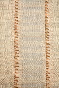 Barbro Nilsson, a textile, "Guldsågen", flat weave, ca 108,5-110 x 72-73 cm, unsigned.