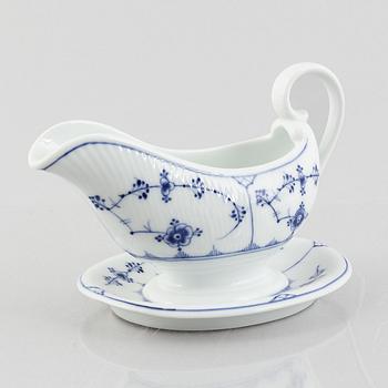 Såssnipa, porslin, Royal Copenhagen, "Musselmalet", modell 200, 1893-1900.
