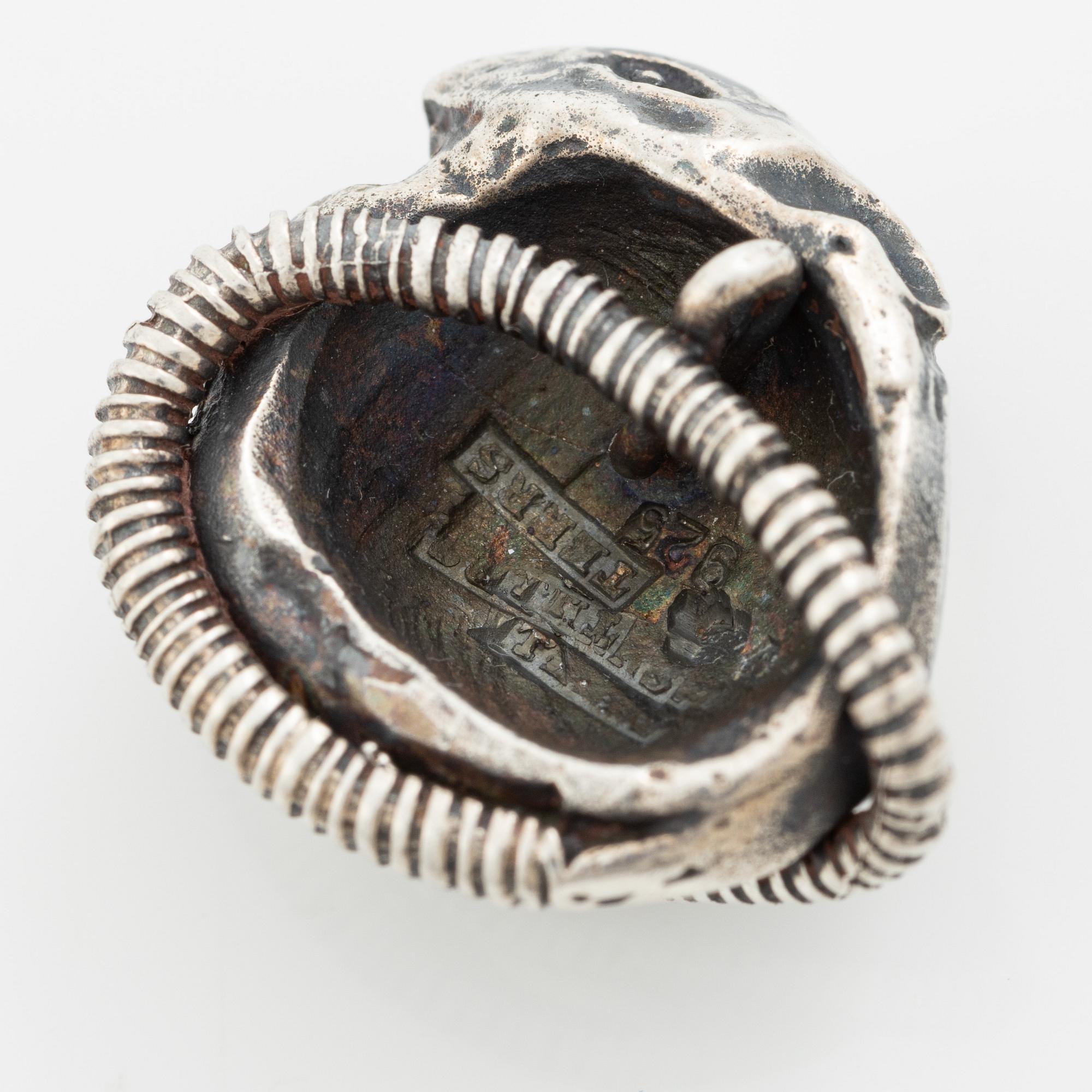 PA Lundahl-Terrs, figurines/pendants, eleven pieces, silver, in the form of animals.