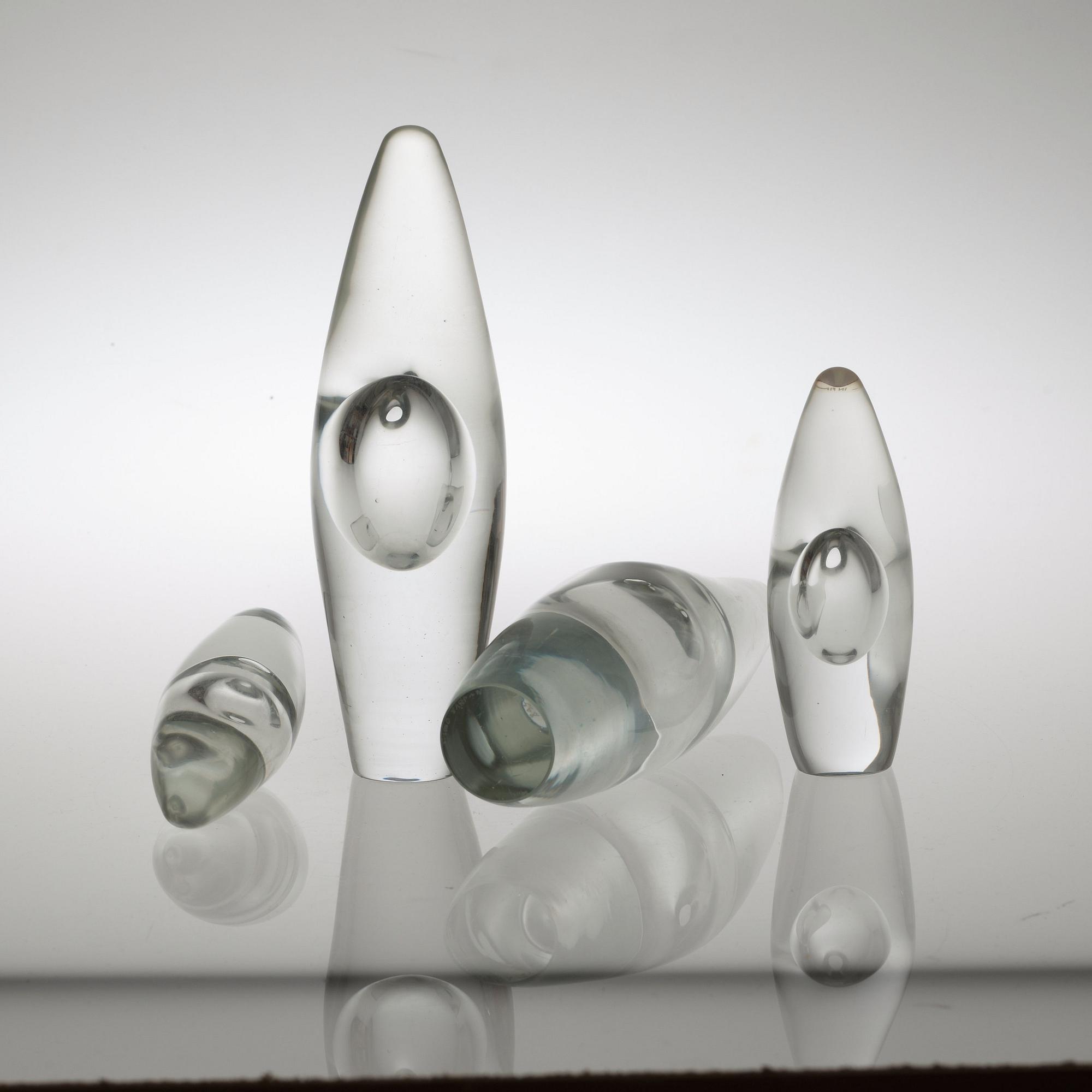 A set of four Timo Sarpaneva 'Orkidea' glass art objects, Iittala, Finland.  - Bukowskis