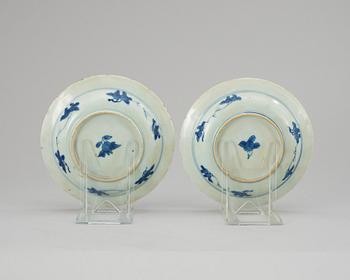 A set of two blue and white dishes, Qing dynasty, Kangxi (1662-1722).