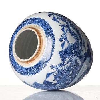 A blue and white jar, Qing dynasty, 18th century.