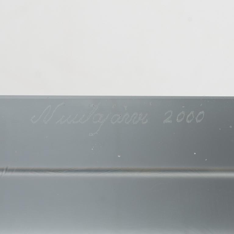 Oiva Toikka, annual glass cube 2000, signed Oiva Toikka Nuutajärvi 2000, 528/2000.