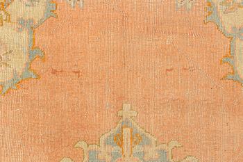 Matta, antik Ushak, 383 x 293 cm.