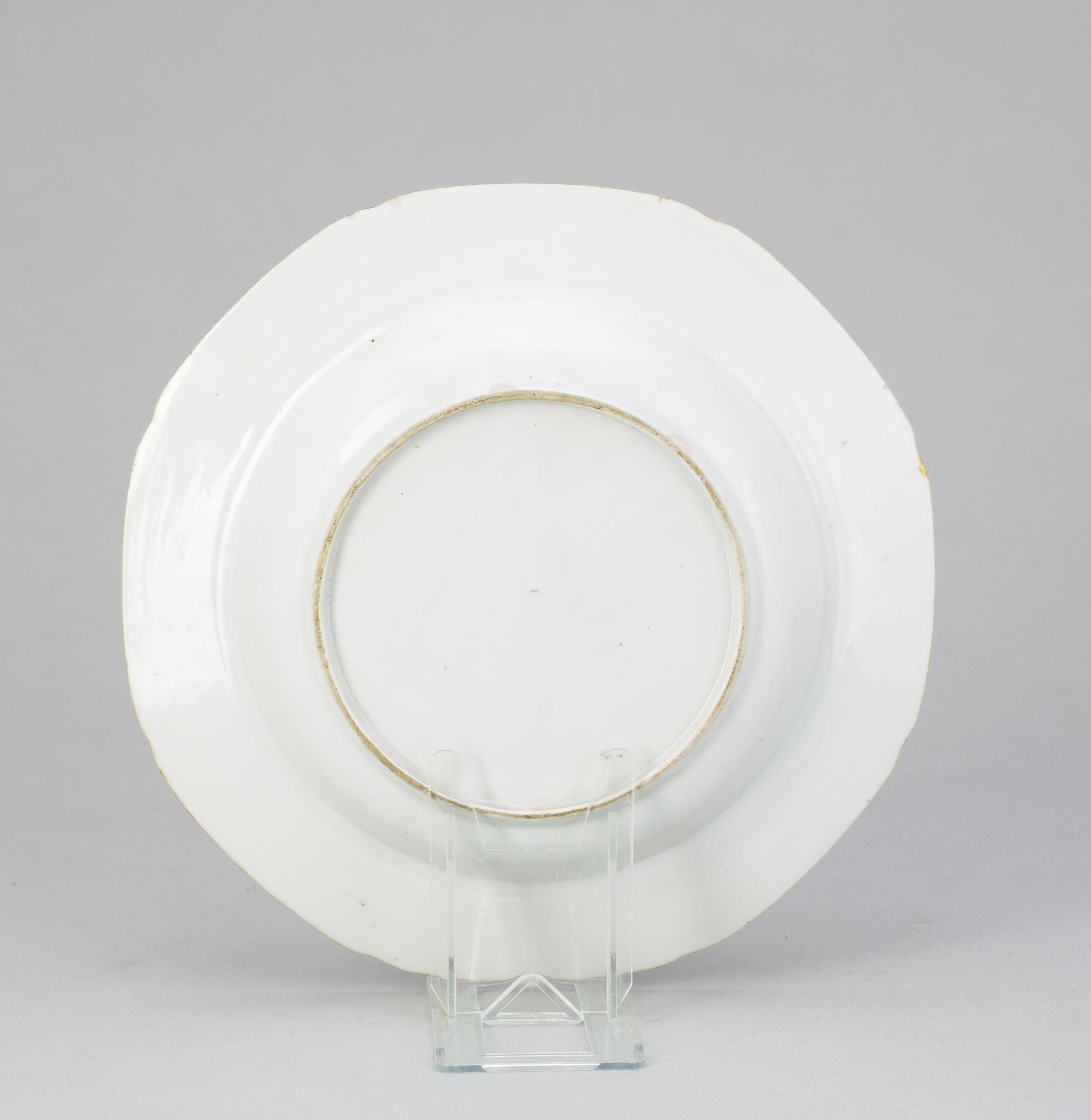 TALLRIK, porslin. Qing dynastin. Jiaqing (1796-1820).