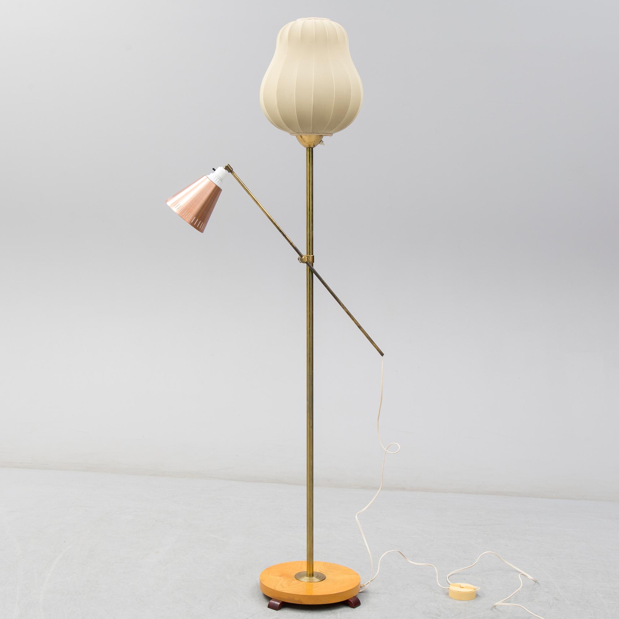 GOLVLAMPA, 1900-talets andra hälft.