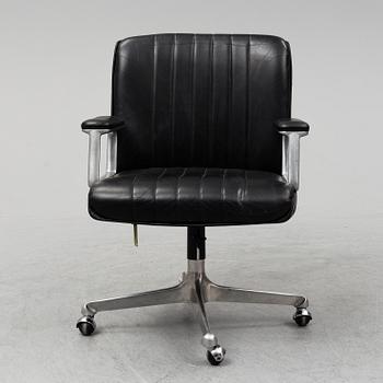 OSVALDO BORSANI, executive desk with armchair, Tecno Italy, 1970's.