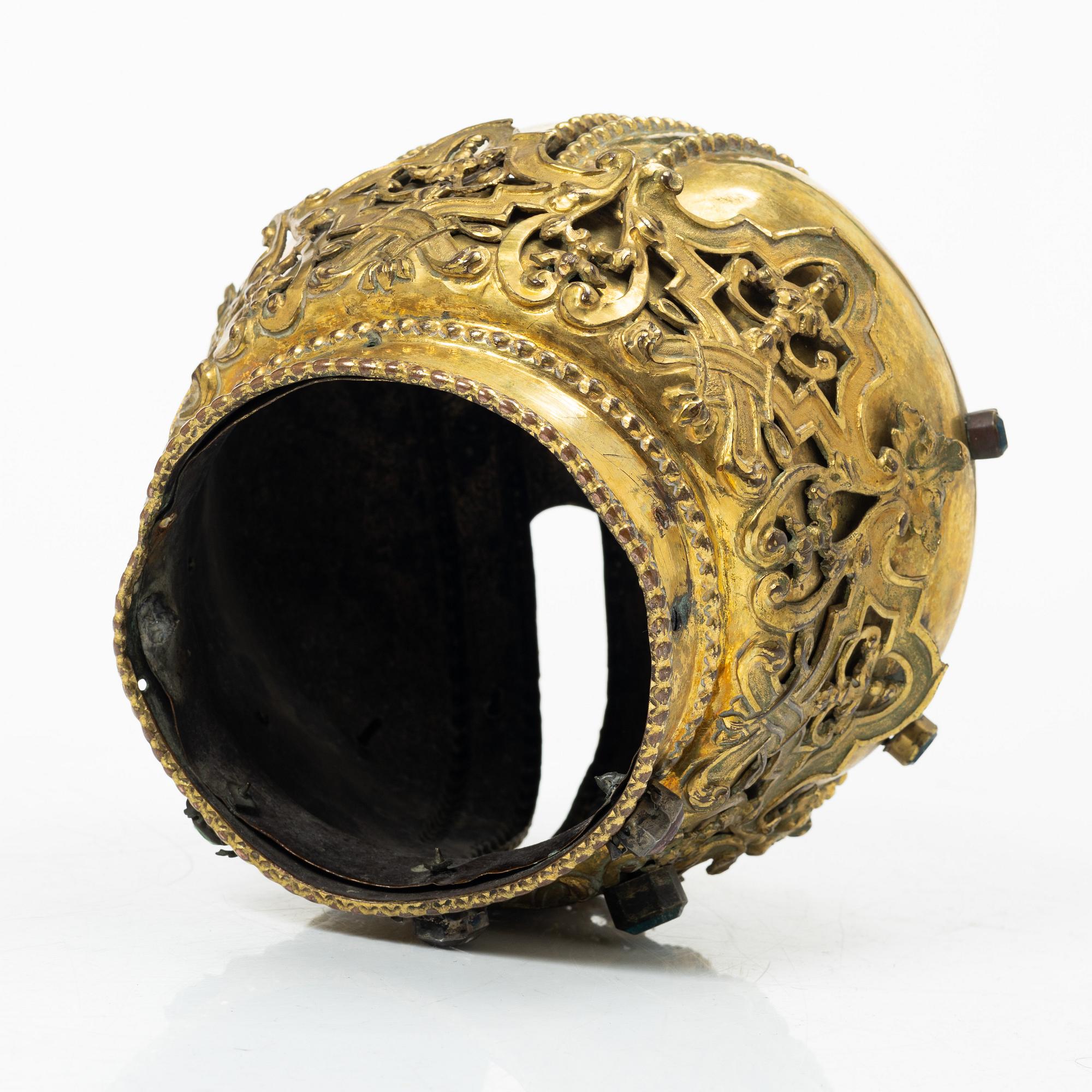 A crown with halo, Eastern Europe, around 1900.