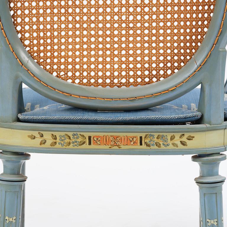 Carl Malmsten, a pair of Swedish Grace chairs, cabinetmaker Albin Johansson, Stockholm, for Villa Kvikkjokk, 1927.