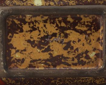 A Hans Hedberg faience box with cover, Biot, France.