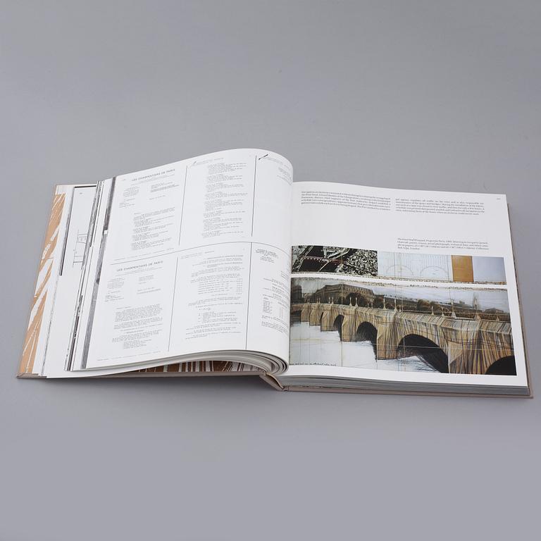 Two books, "Christo Valley curtain" and "Christo: the pont neuf, wrapped", 1973 and 1990.