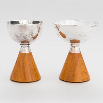 Anna-Greta Eker, A mahogany and silver sugar bowl and cream jug and a silver bowl, Auran Kultaseppä, Turku 1963-67.
