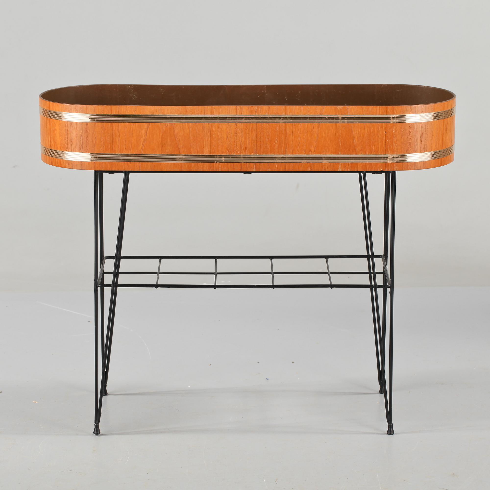 BLOMSTERBORD, 1900-talets andra hälft.