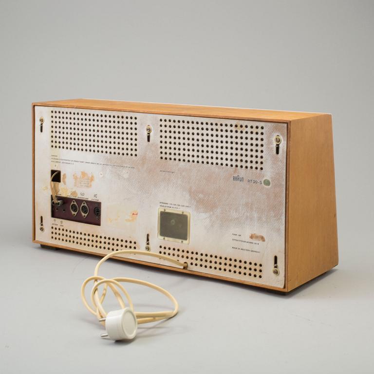 DIETER RAMS, radio "Tischsuper -
 RT20 S", designed in 1961.