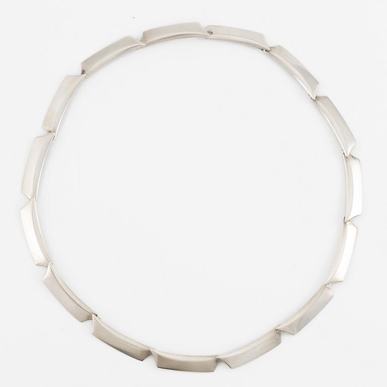 Bent Knudsen, a sterling silver necklace, Hans Hansen, Georg Jensen, Denmark.