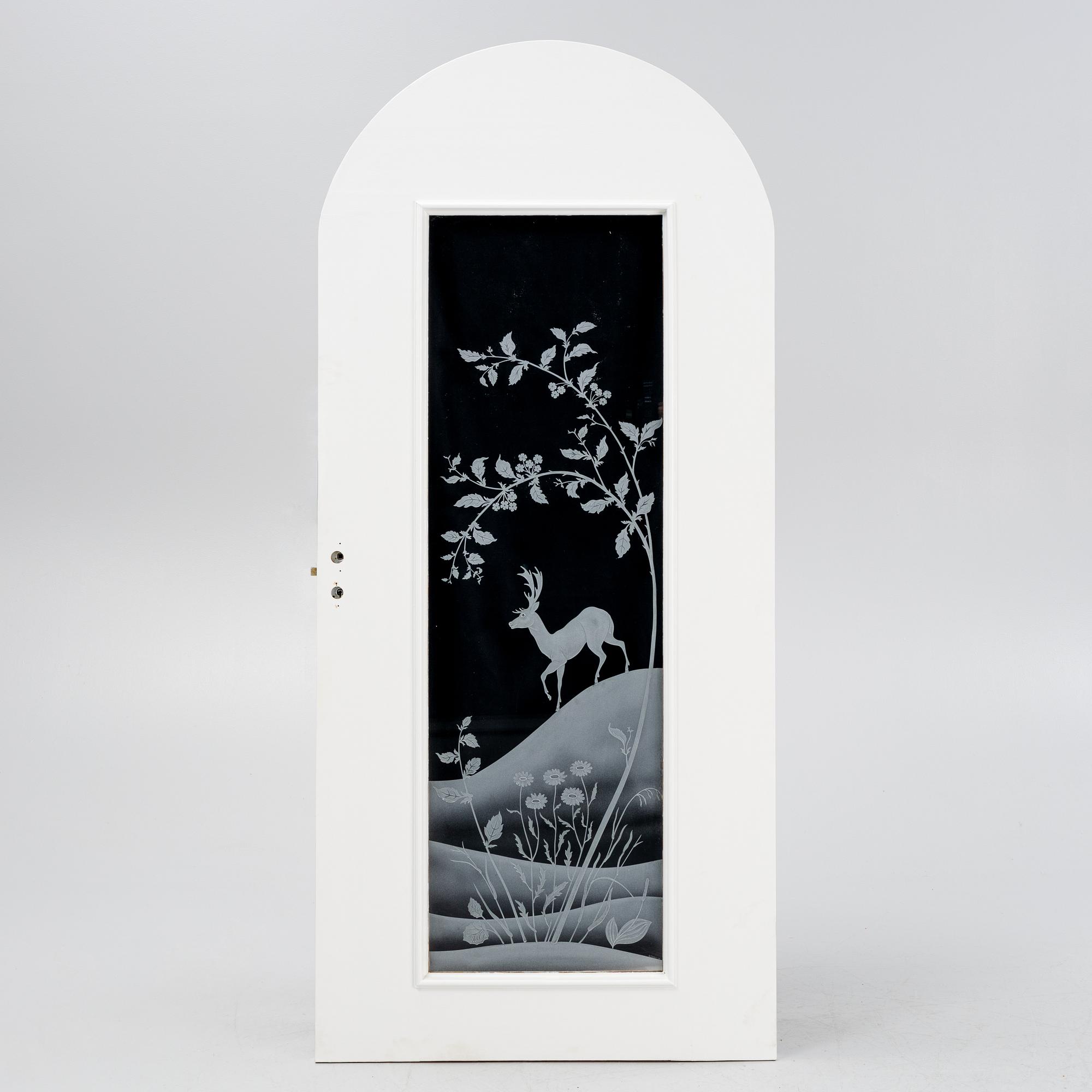 Glössner & Co, a signed glass door.