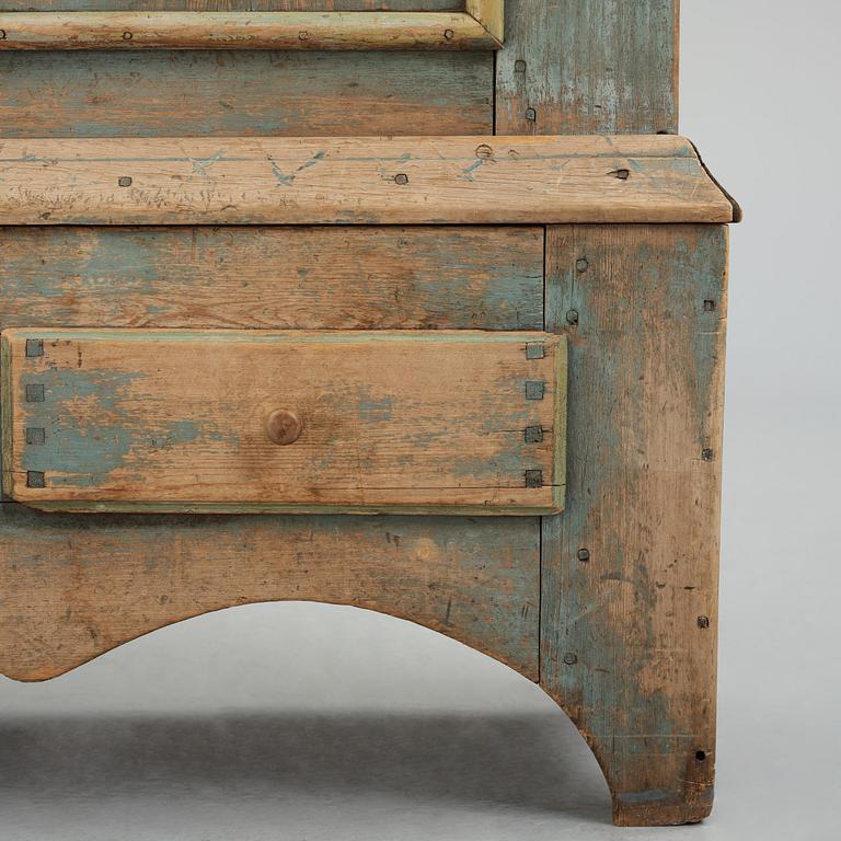 A Swedish polychrome-painted cabinet from Jämtland, presumably painted by Pehr Sundin (1760-1827).
