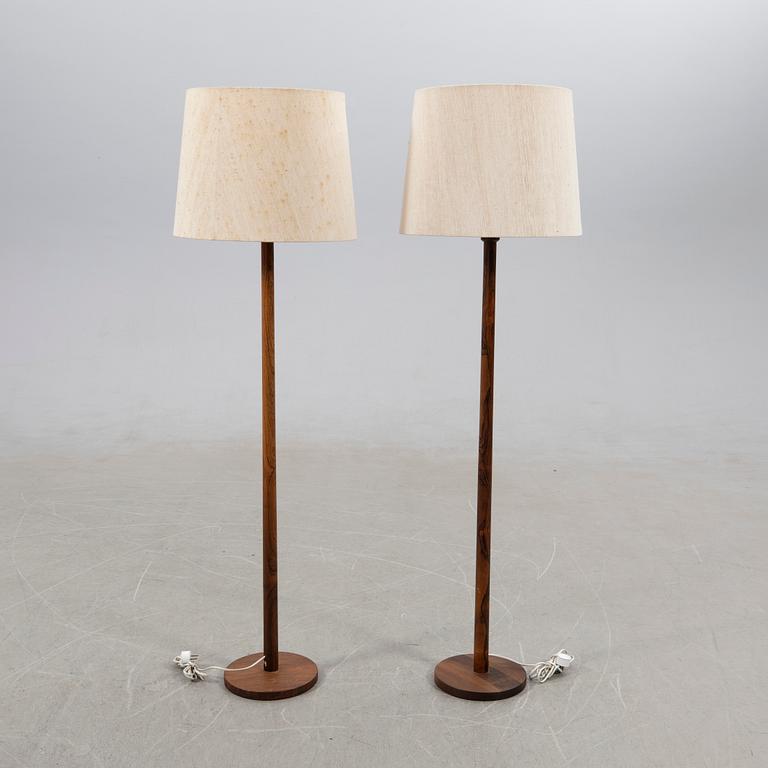 Uno & Östen Kristiansson, floor lamps a pair, Luxus, second half of the 20th century.